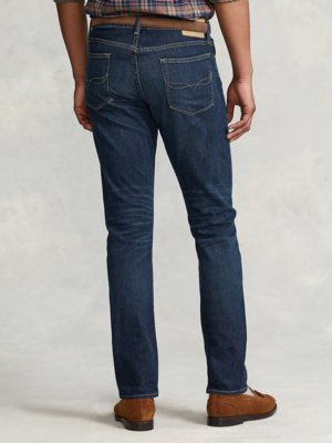 Jeans in dezenter Waschung, Slim Straight