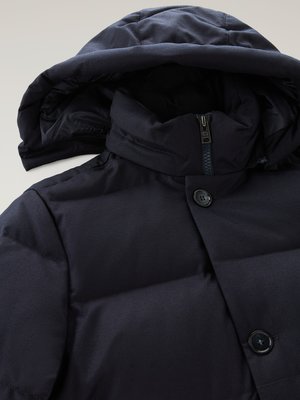 Gesteppte Daunenjacke mit softer Schurwolloberfläche