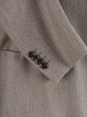 Anzug aus Schurwolle