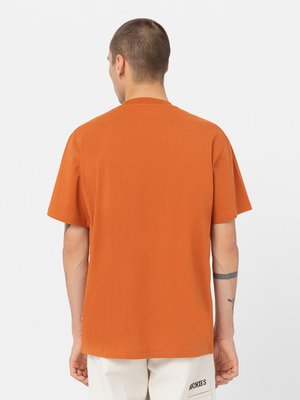 T-Shirt-aus-Baumwolle-mit-Logo-Stickerei-auf-Brusthöhe
