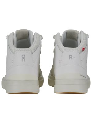 Mid-Top-Sneaker-The-Roger-Clubhouse