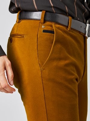 Cordhose Bonn aus Bio-Baumwolle mit Stretchanteil, Modern Fit 