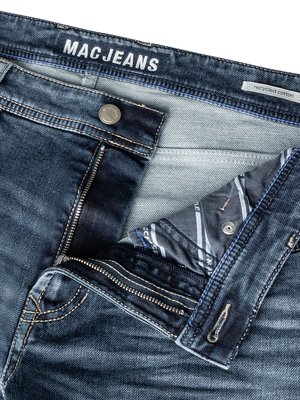 Jeans-mit-Stretchanteil