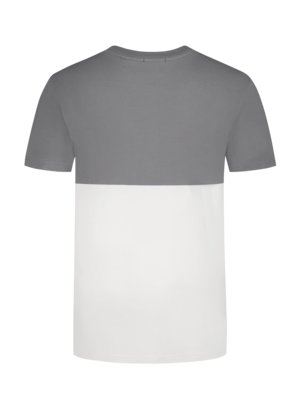 T-Shirt-in-Stretch-Qualität-mit-Streifenakzenten