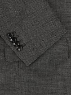 3-teiliger-Anzug-aus-Schurwolle-mit-Anstecker