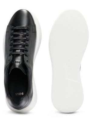 Sneaker-aus-Glattleder-mit-breiter-Sohle-und-Kontrast-Details-