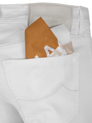 Weiße-Jeans-Bard-mit-Stretchantail,-Slim-Fit