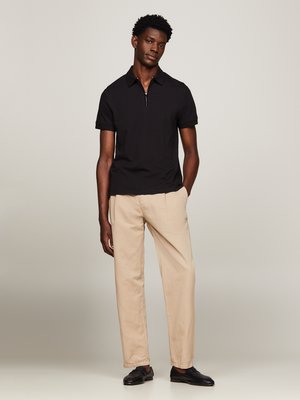 Softes-Poloshirt-mit-kurzem-Reißverschluss,-Slim-Fit