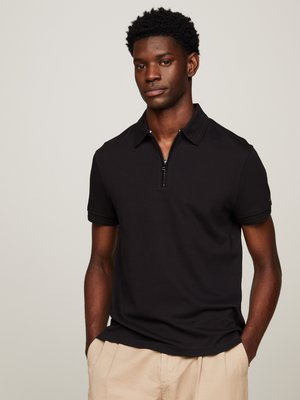 Softes-Poloshirt-mit-kurzem-Reißverschluss,-Slim-Fit