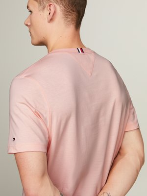 Glattes T-Shirt mit rundem Label-Schriftzug, Regular Fit
