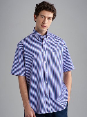 Glattes-Kurzarmhemd-mit-Streifen-und-Brusttasche