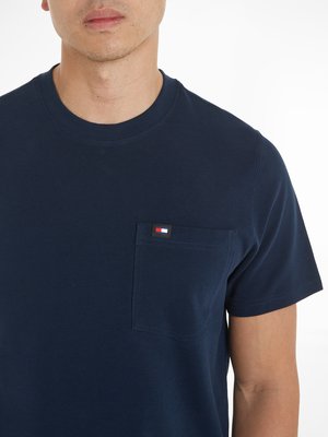 T-Shirt-in-Piqué-Qualität-mit-Brusttasche