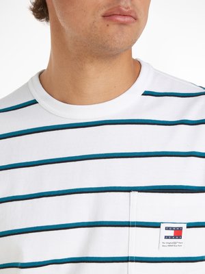 T-Shirt-aus-Baumwolle-mit-Ringel-Muster-und-Brusttasche