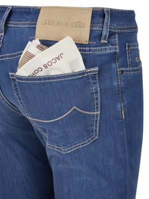 Leichte Jeans Bard mit Stretchanteil und Kontrast-Nähten; Slim Fit
