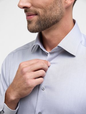 Unifarbenes-Hemd-in-Vollzwirn-Qualität