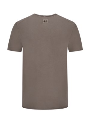 Softes-T-Shirt-aus-Baumwolle-mit-Rollkanten