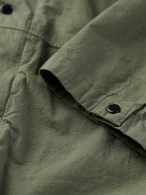 Overshirt-aus-Baumwolle-mit-Logo-Patch