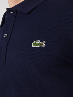 Poloshirt-in-Piqué-Qualität-mit-Krokodil-Aufnäher,-Slim-Fit