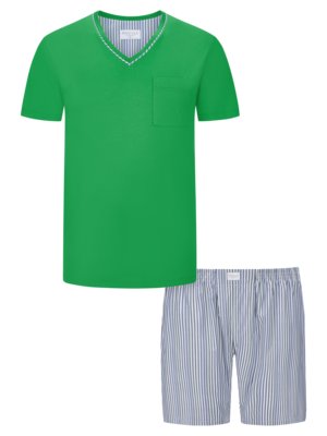Kurzer-Schlafanzug-Alexander-mit-gestreiften-Shorts