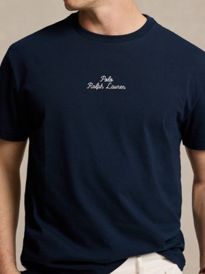 Softes-T-Shirt-mit-Label-Stickerei