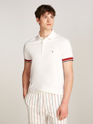 Softes Poloshirt in Jersey-Qualität mit Streifenakzenten