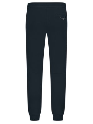 Sweatpants mit Teilungsnähten