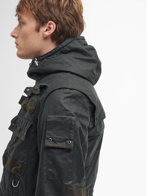 Gewachste Military-Jacke mit heraustrennbarer Innenjacke, To Ki To-Edition