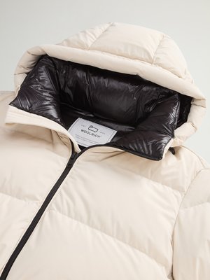 Sierra Supreme Daunenjacke aus Stretch-Nylon