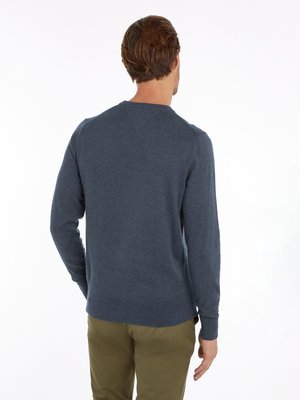 Softer Pullover mit Kaschmiranteil und kleiner Logo-Stickerei