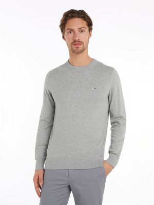 Softer Pullover mit Kaschmiranteil und kleiner Logo-Stickerei