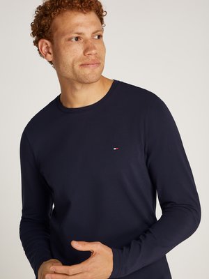 Longsleeve mit Logo-Stickerei und Stretchanteil, Slim Fit