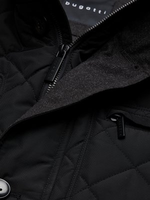 Wattiertes Fieldjacket mit Rautensteppmuster und Leder-Details