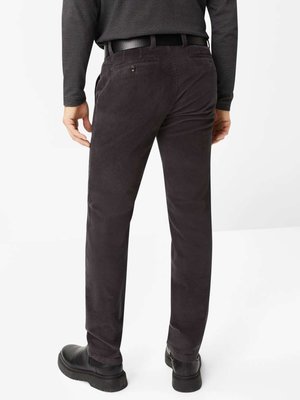 Cordhose Jim mit Stretchanteil