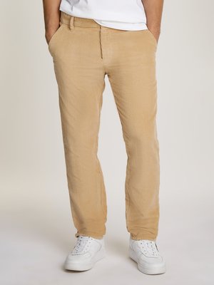 Cordhose aus Baumwolle, Straight Fit