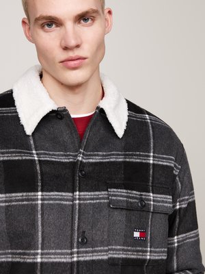 Overshirt mit Check-Muster und Teddy-Futter