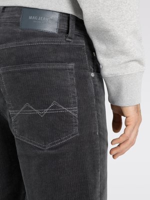 5-Pocket-Cordhose mit Stretchanteil