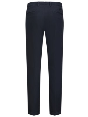 Chino mit Bundfalte und Stretchanteil, Slim Fit