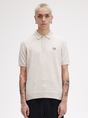 Strick-Poloshirt aus einem Wollgemisch mit Logo-Stickerei