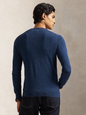 Leichter Pullover aus Merinowolle, Slim Fit