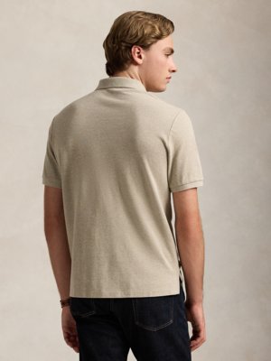 Poloshirt in Piqué-Qualität mit Logo-Aufnäher, Classic Fit