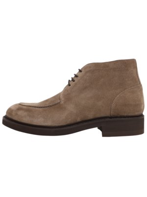 Handgefertigte Dessertboots aus Veloursleder