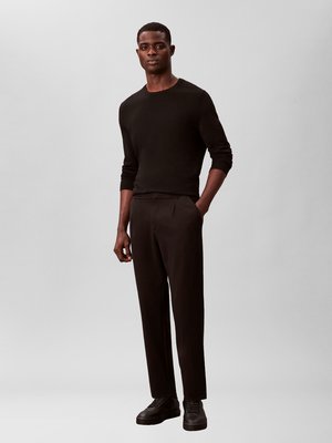 Jerseyhose mit Dehnbund und Bundfalte, Slim Tapered Fit