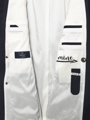 Zweireihiger Blazer aus Schurwolle mit spitzem Revers
