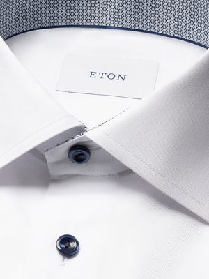 Unifarbenes Vollzwirn-Baumwollhemd mit Ausputz, Slim Fit