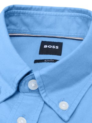 Unifarbenes Hemd in Oxford-Qualität mit Button Down-Kragen