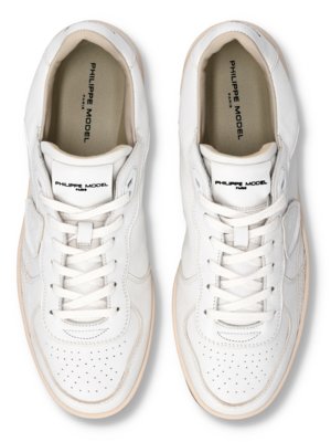 Handgefertigte Sneaker PGAL aus einem Ledermix