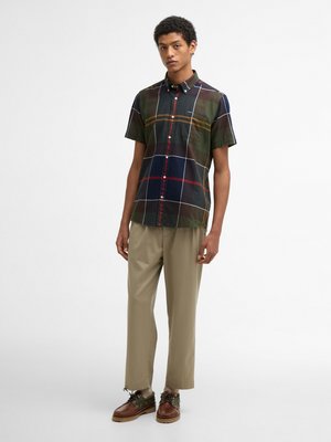 Kurzarmhemd mit Leinenanteil und Tartanmuster, Tailored Fit