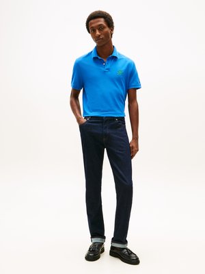 Poloshirt aus einem Baumwoll-Mesh mit Monogramm-Stickerei, Regular Fit