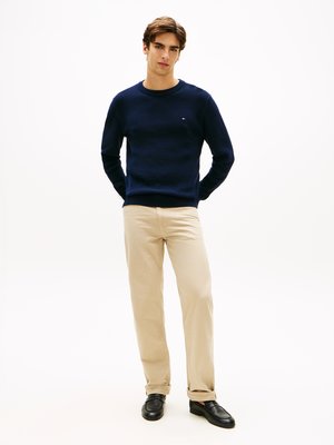 Leichter Pullover aus Baumwolle mit kleiner Flag-Stickerei