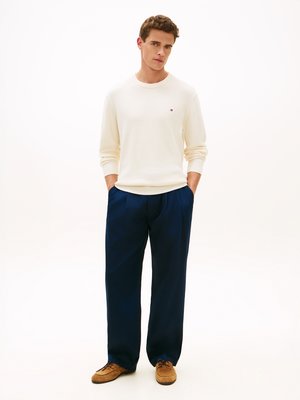Leichter Pullover aus Baumwolle mit kleiner Flag-Stickerei